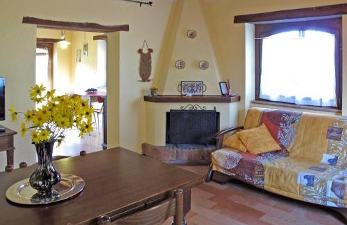 Fratta Apartment | Apartment A Casa di Nadia by Interhome