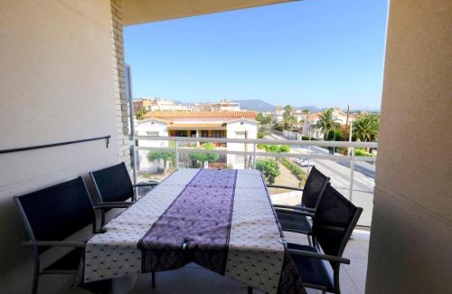 L'Hospitalet de l'Infant Apartment | Apartment Apartamento Duc Medinacelli by Interhome