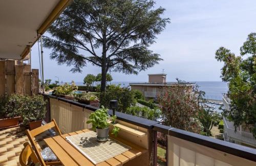 Cavi Apartment | Apartment Amica by Interhome