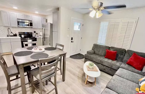 El Paso Apartment | Apartment A, Restful,Cozy, close Sunland Park Mall