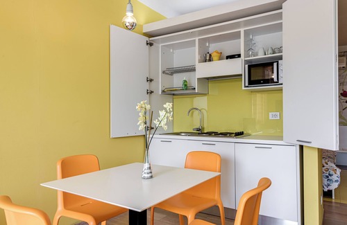 Vinci Apartment | Apartment 'Acetaia' with Shared Pool, Wi-Fi and Air Conditioning