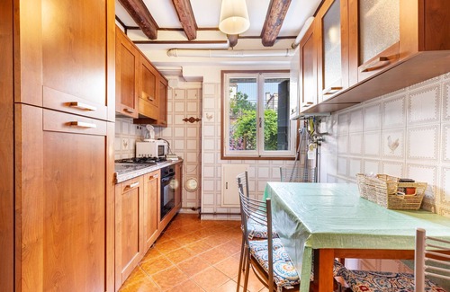 Molina Apartment | Apartment "Ae Botti" with Shared Garden, Private Balcony & Wi-Fi