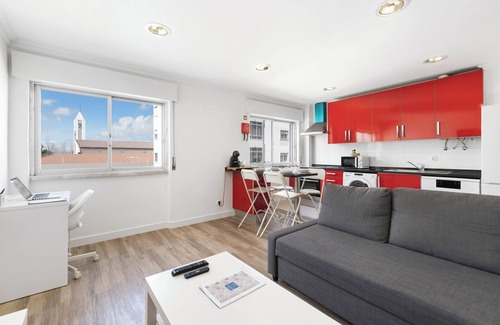 Cacem Apartment | Apartment 'Agualva Happy' with Wi-Fi