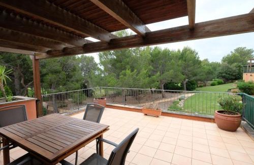 Bonmont Terres Noves Apartment | Apartment Apartamento Bonmont by Interhome