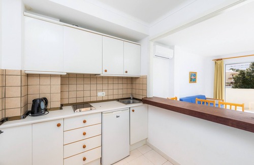 Canyamel Apartment | Apartment 'Apartament Massanet Bc' with Balcony, Wi-Fi and Air Conditioning