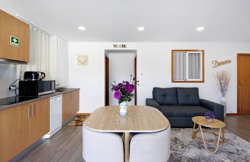 Fonte Boa Apartment | Apartment 'Apartamento Lomi Com Piscina' with Shared Pool, Shared Terrace and Wi-Fi