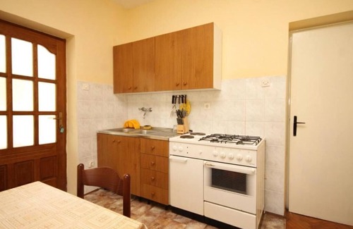 Batalaza Apartment | Apartment Apartmani Nataša (77481-A1) - Ugljan
