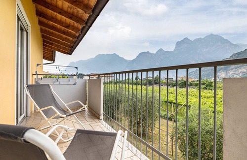 Torbole sul Garda Apartment | Apartment 'Appartamento Azzurro N 6' with Mountain View, Private Terrace and Shared Garden