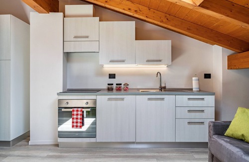 Pergine Valsugana Apartment | Apartment 'Apt Ochner Grape 2 Pergine' with Wi-Fi and Air Conditioning