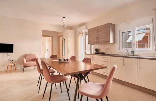 Kefalonia Apartment | Apartment 'Ardavani City 6' with Shared Terrace, Wi-Fi and Air Conditioning