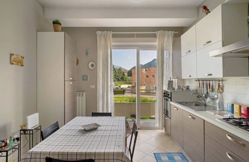 Salerno Apartment | Apartment 'Ariel' with Balcony and Wi-Fi
