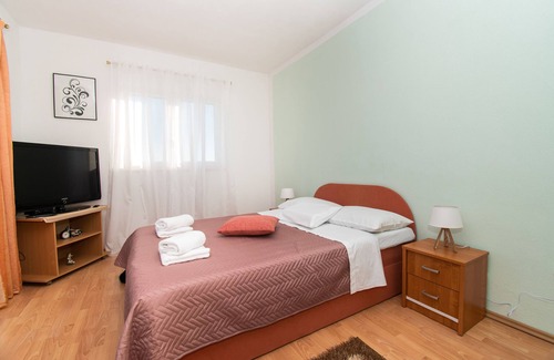Bicine Apartment | Apartment Ariela (84581-A1) - Skradin