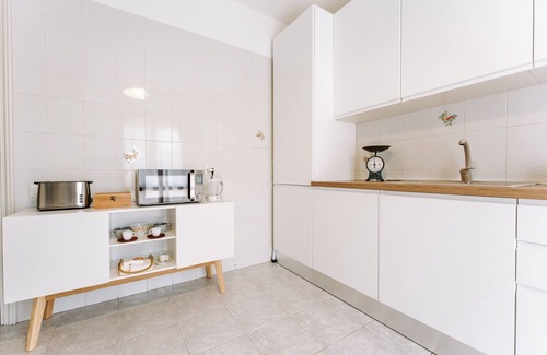 Province of Cagliari Apartment | Apartment 'Artemisia House Vastema' with Private Terrace, Balcony and Air Conditioning