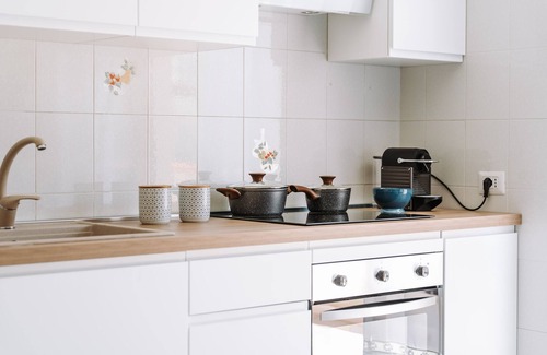 Province of Cagliari Apartment | Apartment 'Artemisia House Vastema' with Private Terrace, Balcony and Air Conditioning