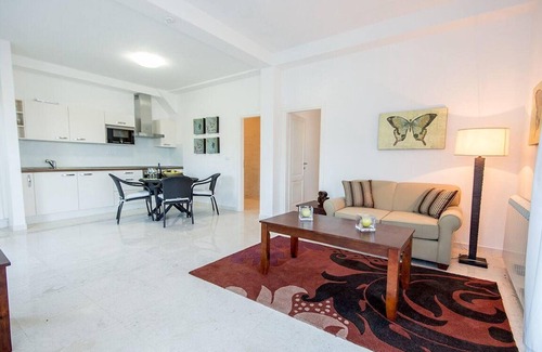 Mirac Apartment | Apartment at Eagle Eye Villa & Resort
