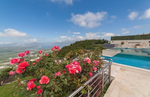 Mirac Apartment | Apartment at Eagle Eye Villa & Resort