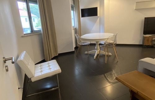 Linda-a-Velha Apartment | Apartment at Jamor National Park