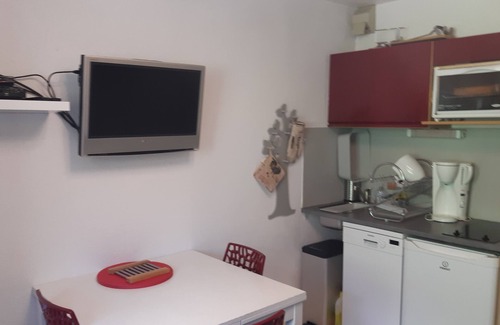 Allos Apartment | Apartment at the foot of the slopes at the Foux d'Allos resort center