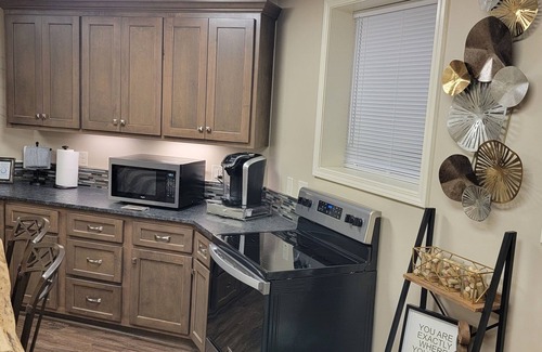 Lenoir Apartment | Apartment at the base of the Blue Ridge Mountains