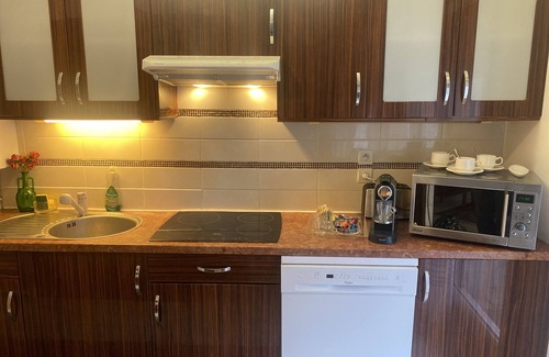 Annemasse Apartment | Apartment "Au Clos Celestin" with Private Garden & Wi-Fi