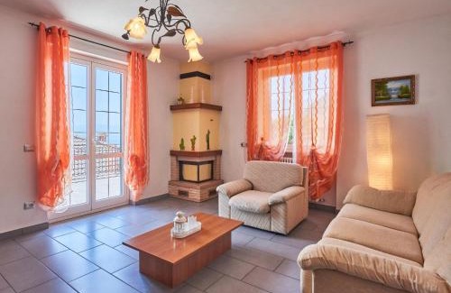 Vercana Apartment | Apartment Aurora - DMA330 by Interhome
