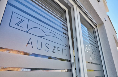 Sankt Georgen im Schwarzwald Apartment | Apartment 'Auszeit Mit Pflegen - Fewo 1' with Shared Garden, Balcony and Wi-Fi