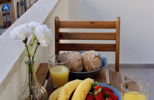 Santa Engracia Apartment | Apartment Balcony and River View in Alfama