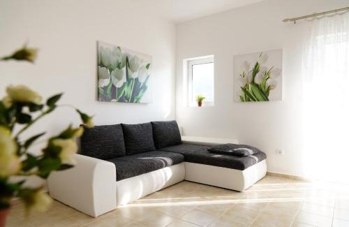 Kumbor Apartment | Apartment Begonia of Kumbor