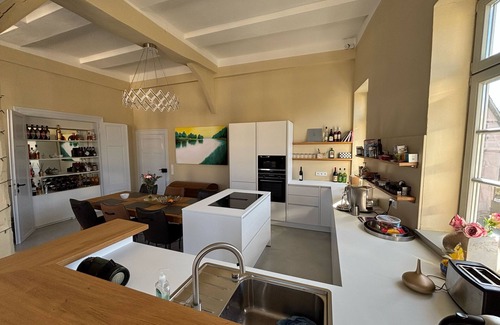 Hoexter Apartment | Apartment 'Bel Etage' with Balcony and Wi-Fi