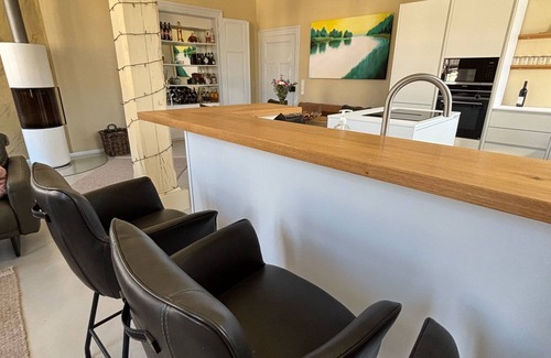 Hoexter Apartment | Apartment 'Bel Etage' with Balcony and Wi-Fi