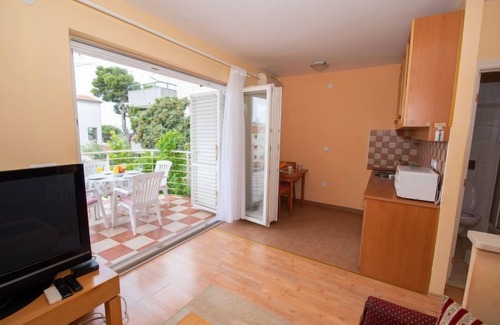 Vrpolje Apartment | Apartment Bencun by Interhome