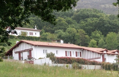 Ascain Apartment | apartment between sea and mountain