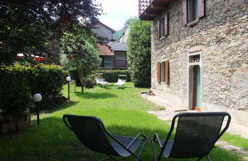 Comero Apartment | Apartment Bianca with private garden