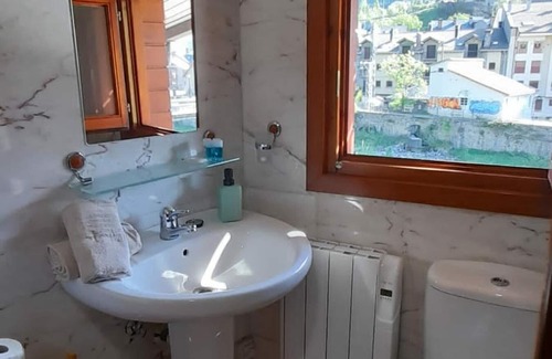 Biescas Apartment | Apartment Biescas, 2 bedrooms, 5 persons