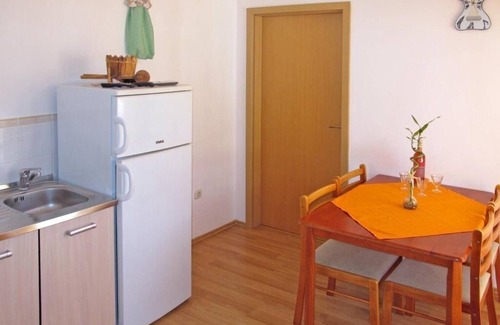 Gradac Apartment | Apartment Biljana - 150m from beach: A3(5) - Gradac, Riviera Makarska, Croatia