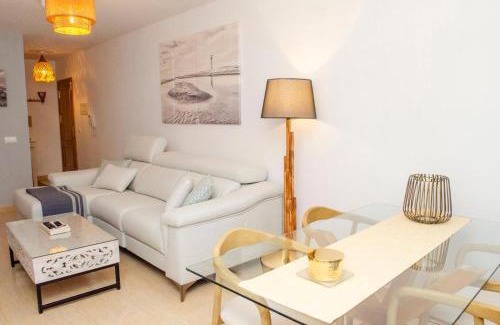 Alcanar Apartment | Apartment block from the sea