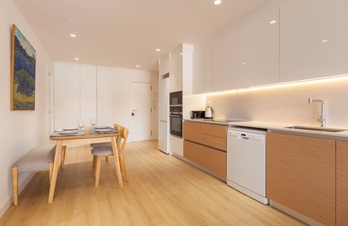 Canet de Mar Apartment | Apartment 'Blue Coast' with Sea View, Wi-Fi and Air Conditioning