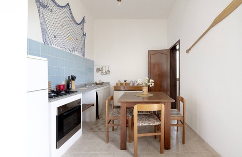 Giurdignano Apartment | Apartment 'Borgo Borgia - Casa Del Beccaio' with Shared Pool, Wi-Fi and Air Conditioning