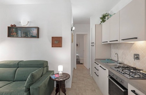 Cipressa Apartment | Apartment 'Bosco' with Wi-Fi