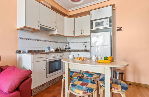 Figueras (Castropol) Apartment | Apartment 'Brisas Carlos I I I' with Balcony and Wi-Fi