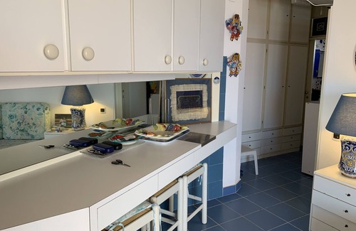 Castiglioncello Apartment | APARTMENT BY THE SEA