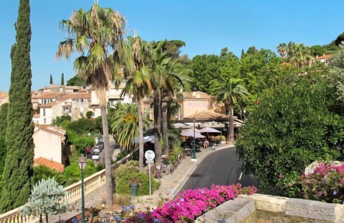 La Faviere Apartment | Apartment Côte d'Azur in Bormes-les-Mimosas - 4 persons, 1 bedrooms