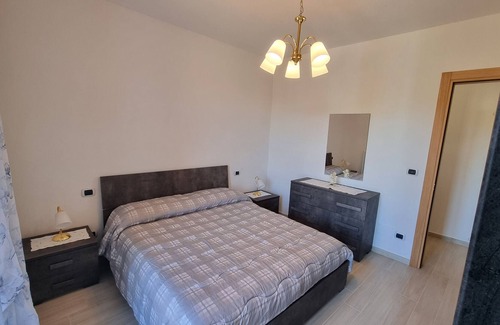 Santo Stefano Belbo Apartment | Apartment "Ca ed Giuanoto" with Private Garden & Wi-Fi