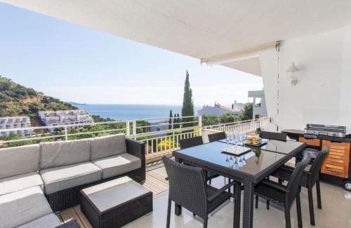 Salionc Apartment | Apartment Cala del Mar by Interhome