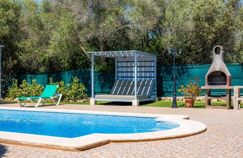 Cala Santany Apartment | Apartment 'Can Neo' with Sea View, Wi-Fi and Air Conditioning