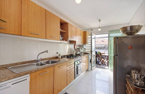 Barra Apartment | Apartment 'Cantinho Da Praia Da Barra' with Sea View, Shared Pool and Wi-Fi
