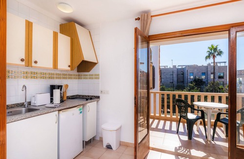Cala Figuera Apartment | Apartment 'Can Salas 1 Dormitorio 102' with Sea View, Wi-Fi and Air Conditioning