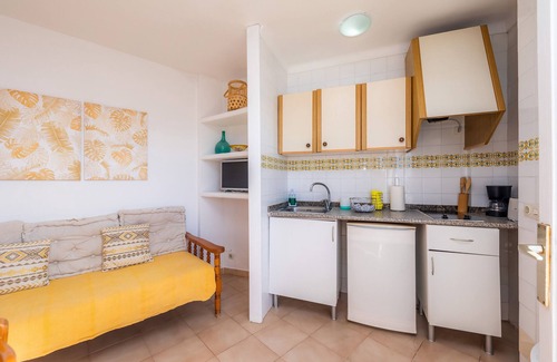 Cala Figuera Apartment | Apartment 'Can Salas 1 Dormitorio 204' with Mountain View, Wi-Fi and Air Conditioning