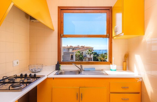 Cala Figuera Apartment | Apartment 'Can Salas 2 Dormitorios D' with Sea View, Wi-Fi and Air Conditioning