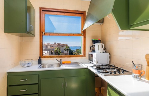 Cala Figuera Apartment | Apartment 'Can Salas 2 Dormitorios C' with Sea View, Wi-Fi and Air Conditioning